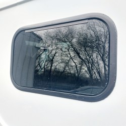 Baie projetable 500 x 300 mm avec Store et Moustiquaire - C Swing