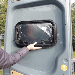 Baie projetable 500 x 300 mm avec Store et Moustiquaire - C Swing