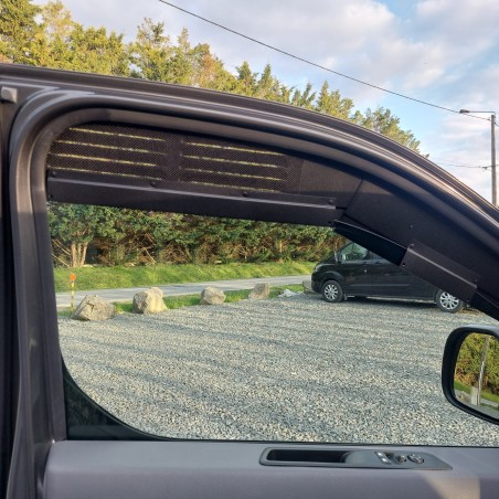 Jumpy Expert Proace Scudo Grilles Vitres AIRVENT HKG H LSBERG jumpy-expert-proace-scudo-grilles-vitres-airvent-hkg-h-lsberg