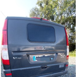 Baie projetable 700 x 400 mm avec Store et Moustiquaire - C Swing