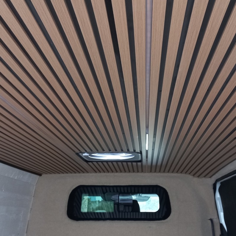 Lame décoratif légère et fine composite 2,90 mètres - Habillage plafond fourgon aménagé ou Van