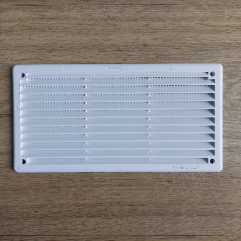 Grille 8,6x16,5 à visser